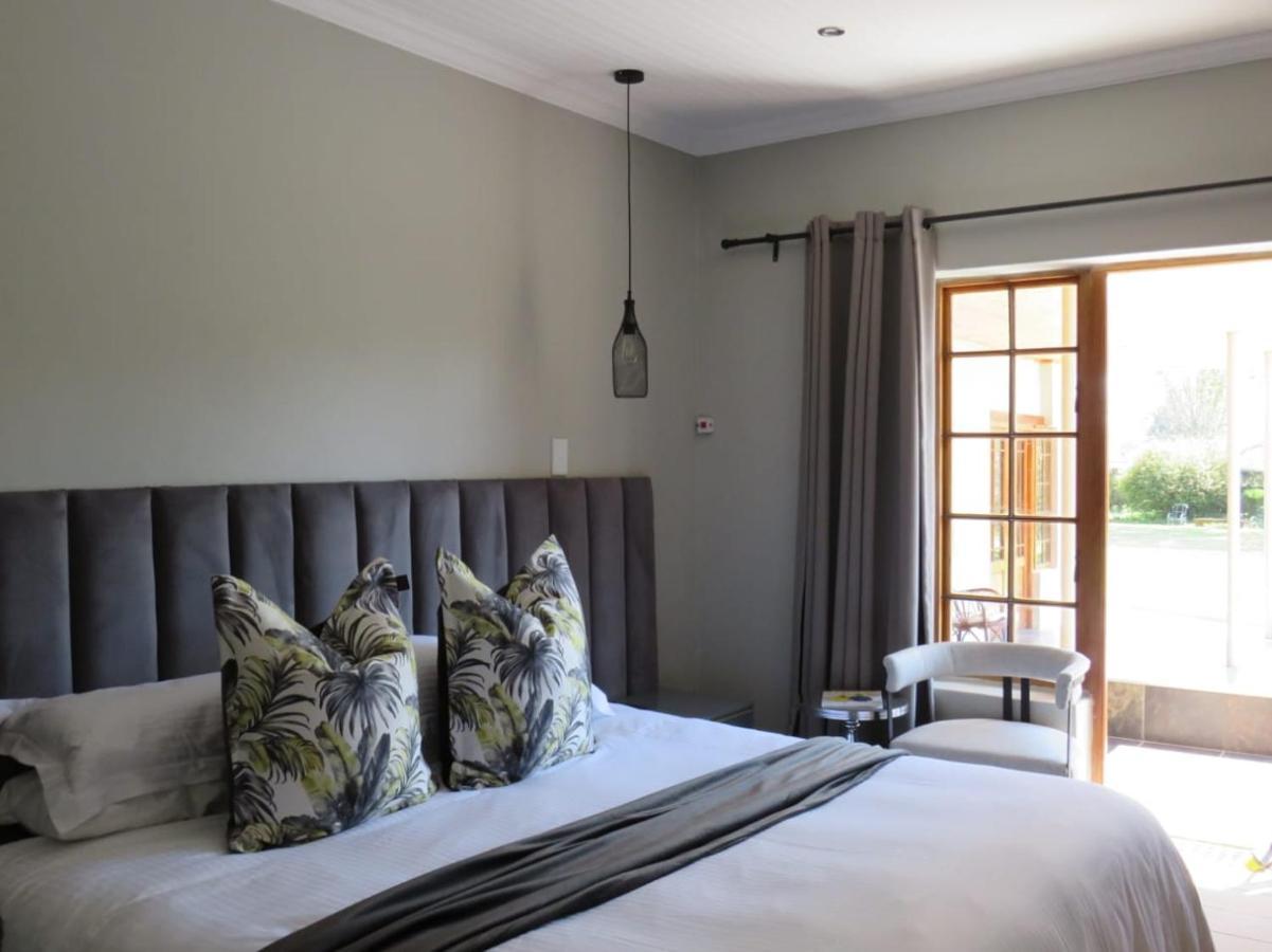 Sani Pass Manor Guest House Himeville Dış mekan fotoğraf