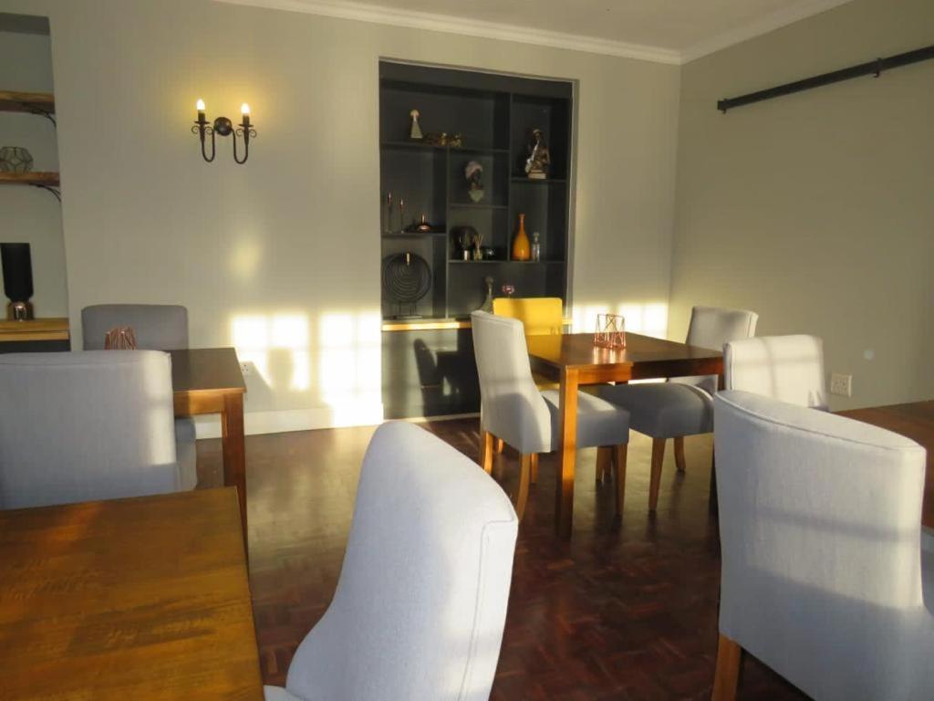 Sani Pass Manor Guest House Himeville Dış mekan fotoğraf